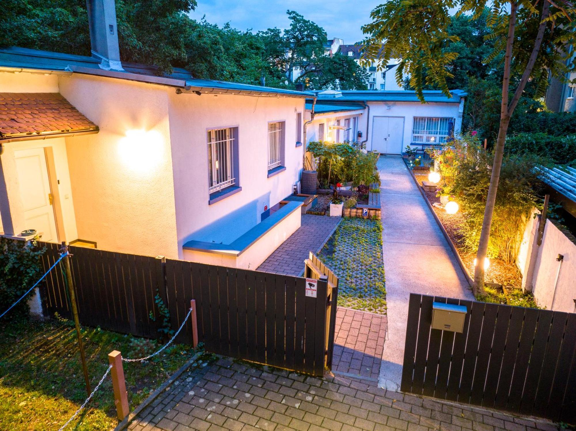 Loft House 170qm, Central, Own Garden, Parking Lot
