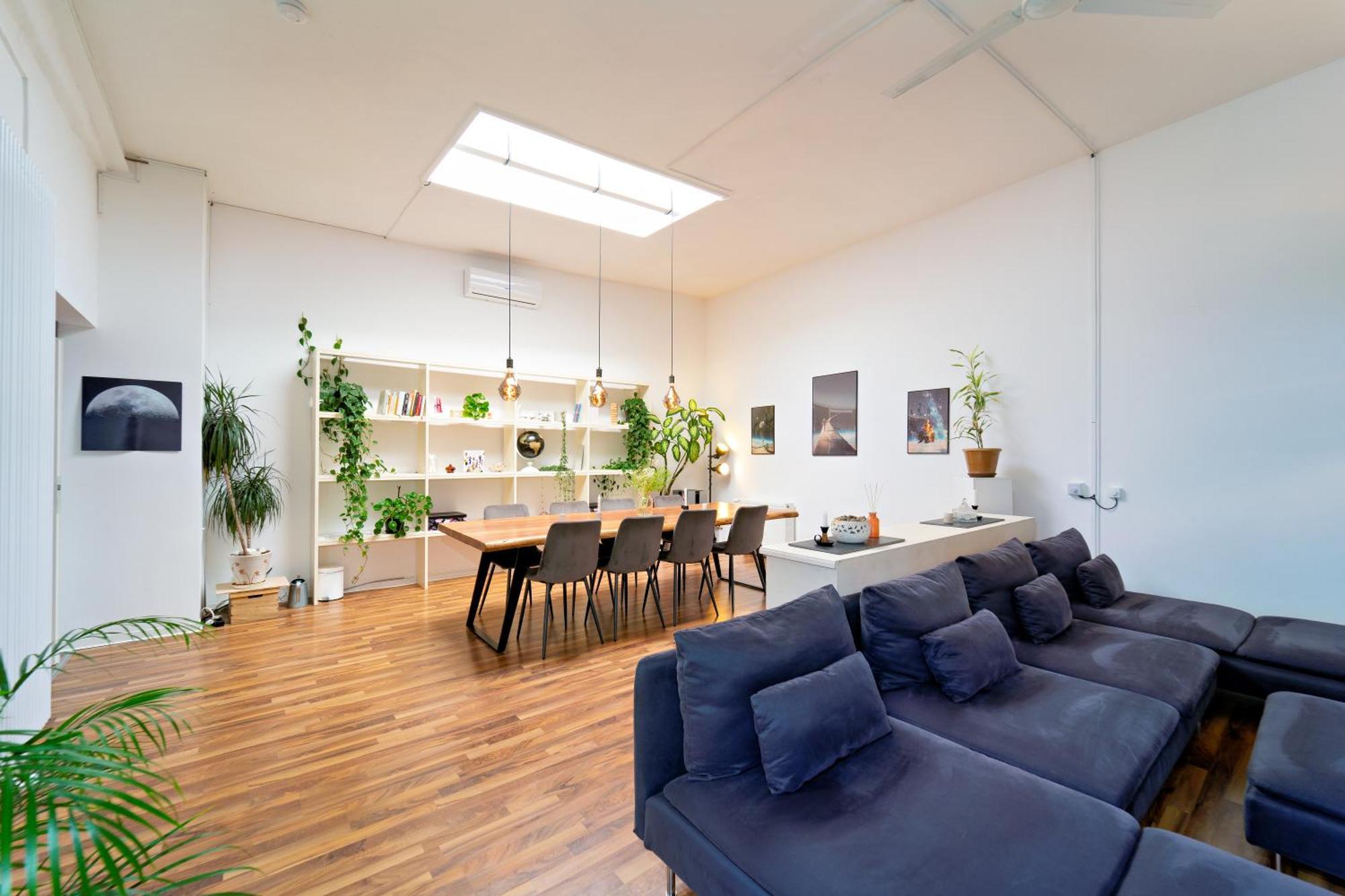 Loft House 170qm, Central, Own Garden, Parking Lot Feriehus *