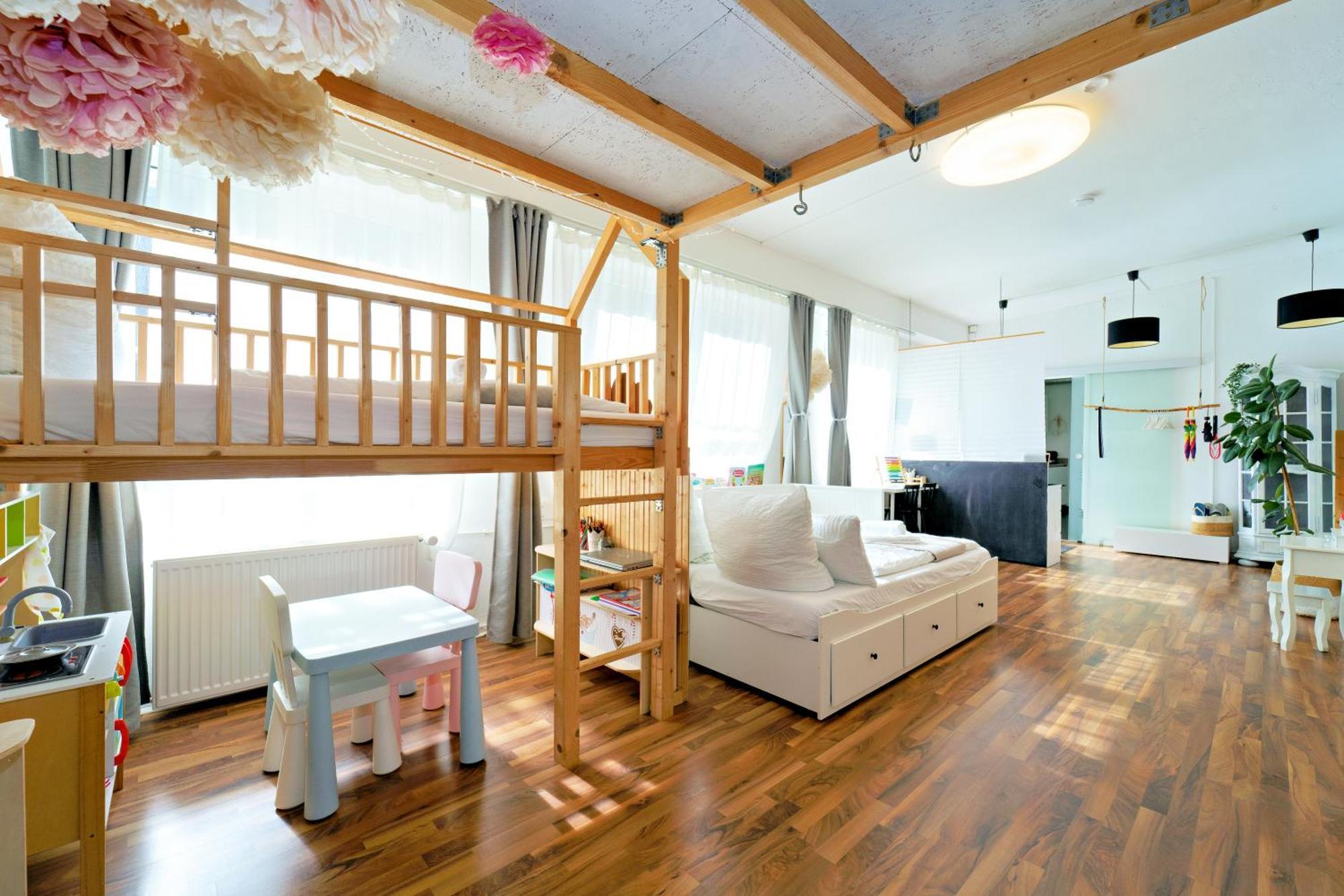Loft House 170qm, Central, Own Garden, Parking Lot *