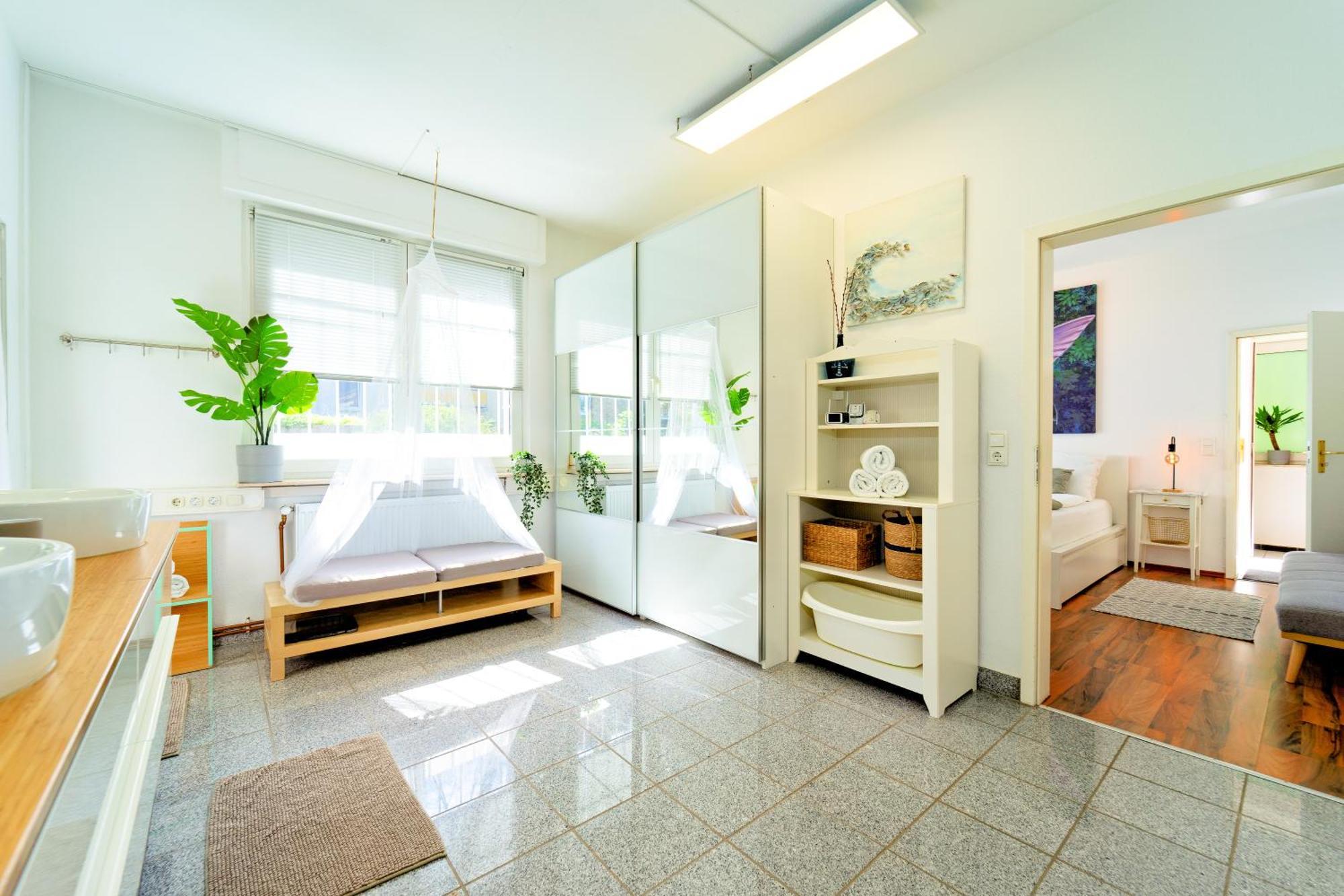 Loft House 170qm, Central, Own Garden, Parking Lot Offenbach am Main