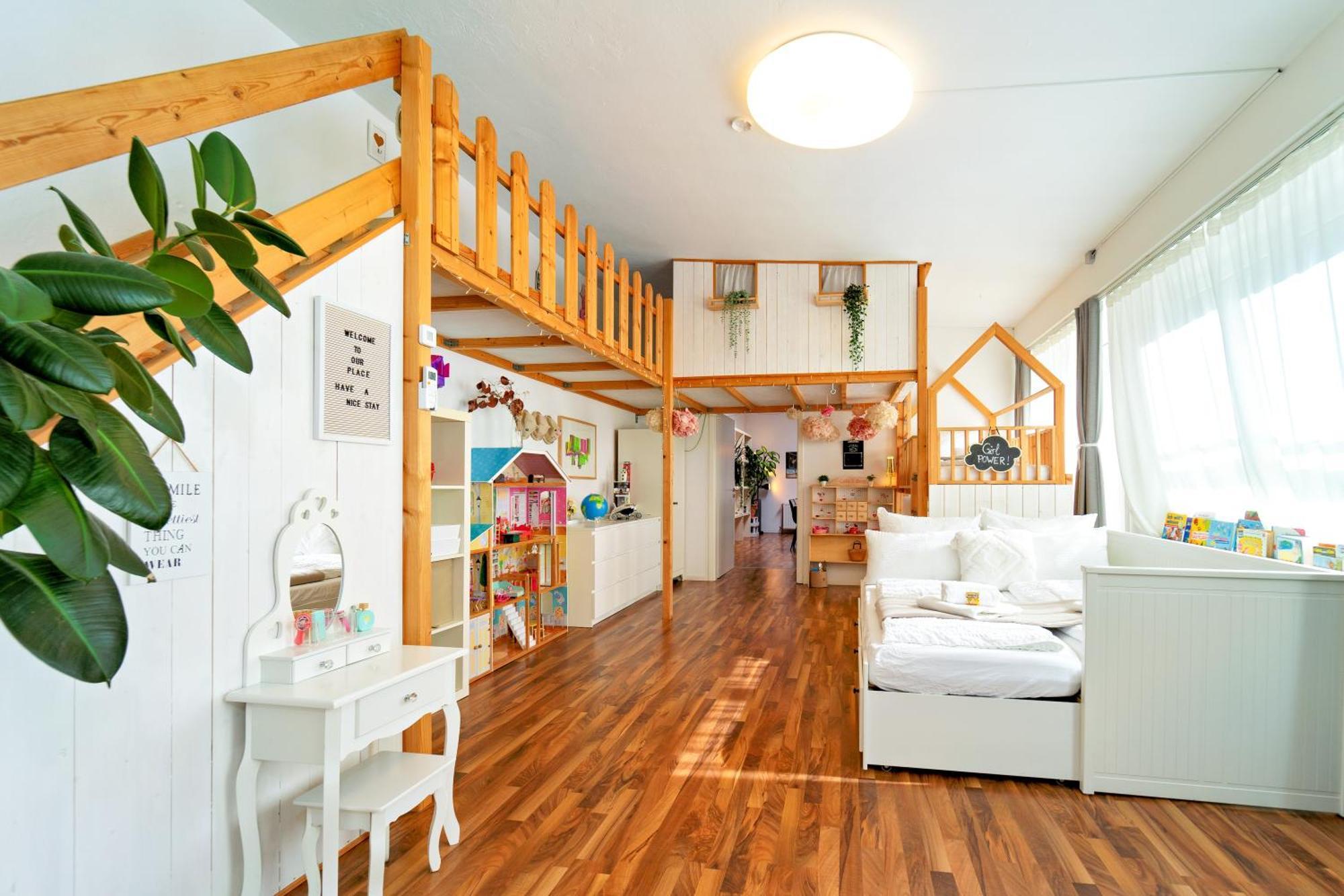 Loft House 170qm, Central, Own Garden, Parking Lot *